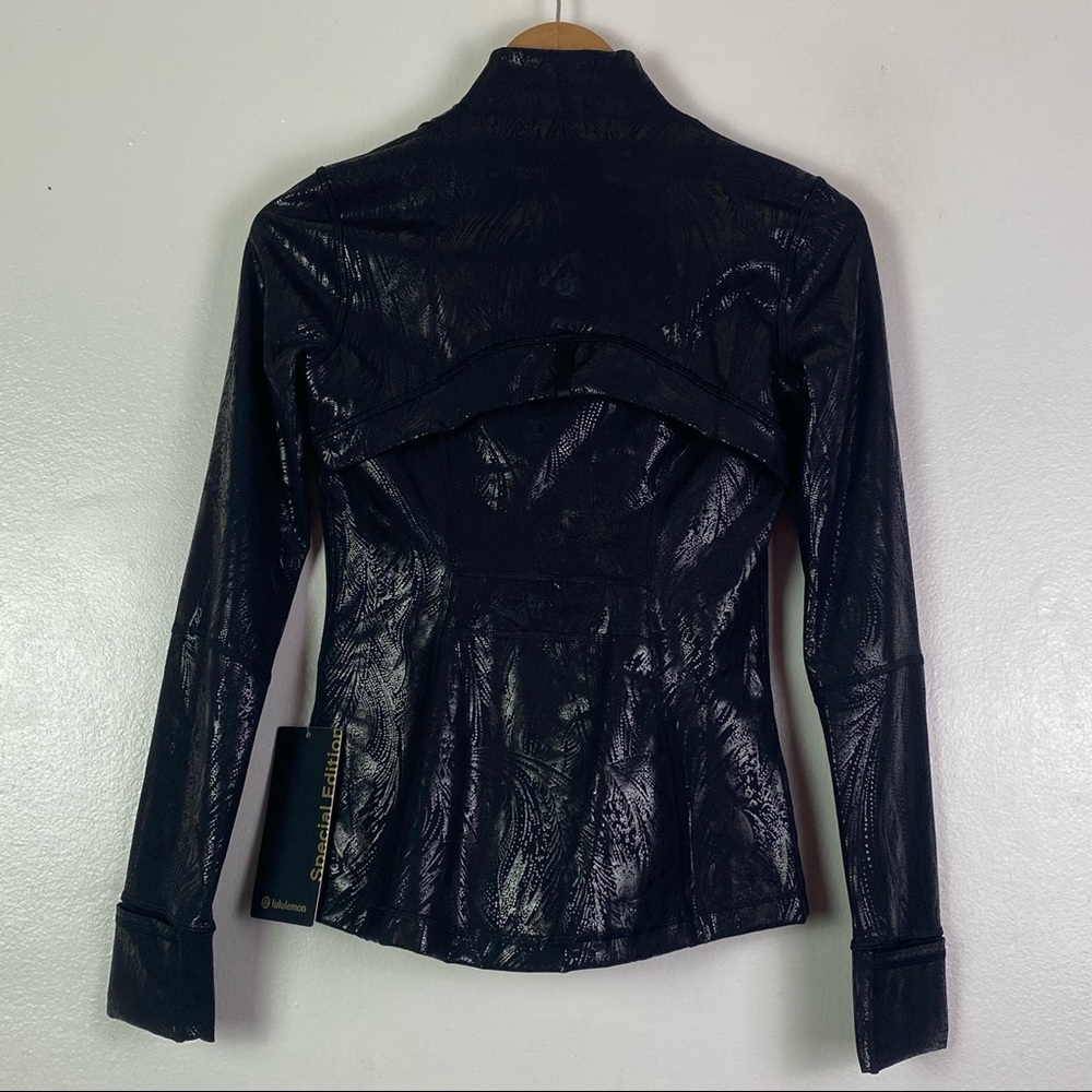 NWT Lululemon Define Shine Jacket Acclimatize Black Foil Special Edition Size 4 - Picture 13 of 16